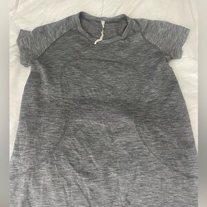 Lululemon swiftly tech shirt